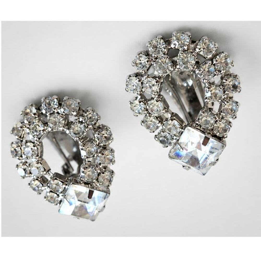 Vintage Rhinestone Clip-On Earrings Sparkly Mid-century Special Occasion wc-1